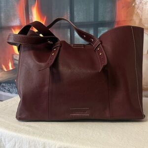 LUCKY BRAND Elegant Burgundy Leather Tote Bag